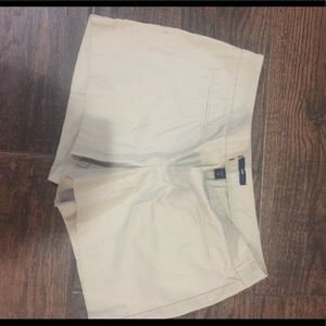 Gap khaki shorts